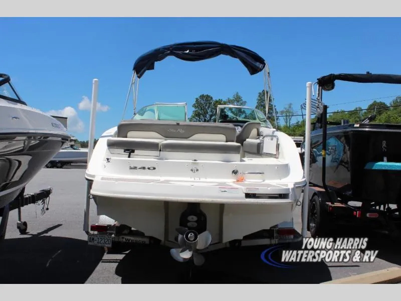 Slide: The Image of Sea Ray 240 Sundeck 2011 - 4