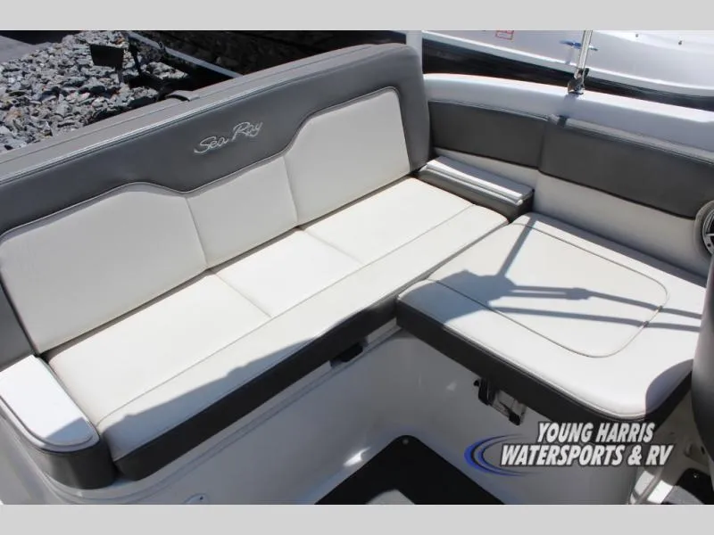 Slide: The Image of Sea Ray 240 Sundeck 2011 - 8
