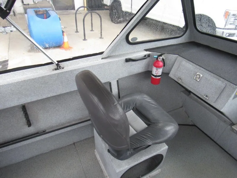 Slide: The Image of Hewescraft 160 Sportsman 2002 - 13