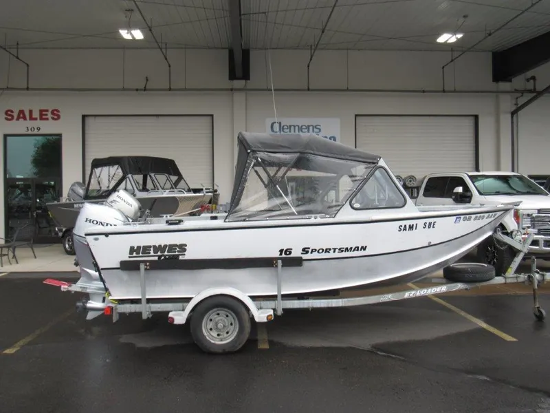 Slide: The Image of Hewescraft 160 Sportsman 2002 - 2