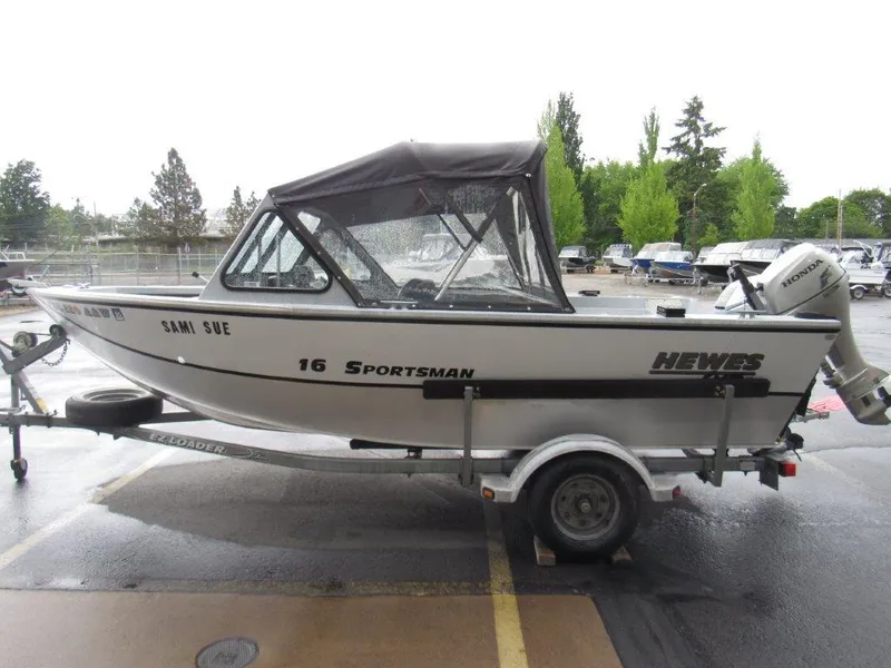 Slide: The Image of Hewescraft 160 Sportsman 2002 - 6