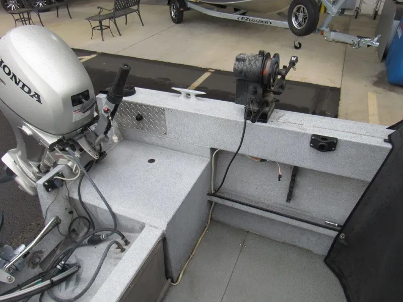 Slide: The Image of Hewescraft 160 Sportsman 2002 - 9