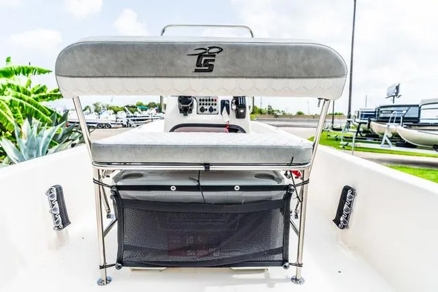 Slide: The Image of Carolina E18JVX 2025 - 8