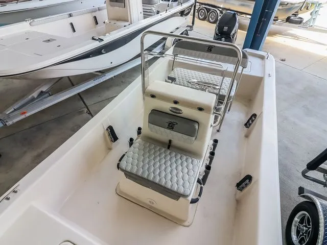 Slide: The Image of Carolina E18JVX 2025 - 10