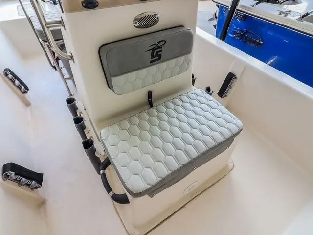 Slide: The Image of Carolina E18JVX 2025 - 13