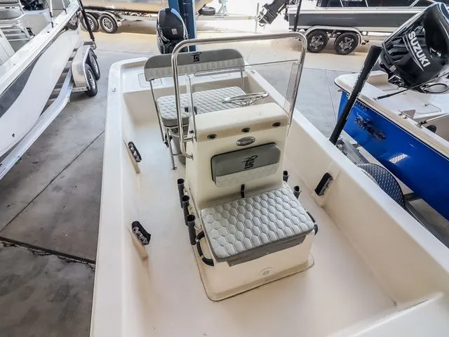 Slide: The Image of Carolina E18JVX 2025 - 8