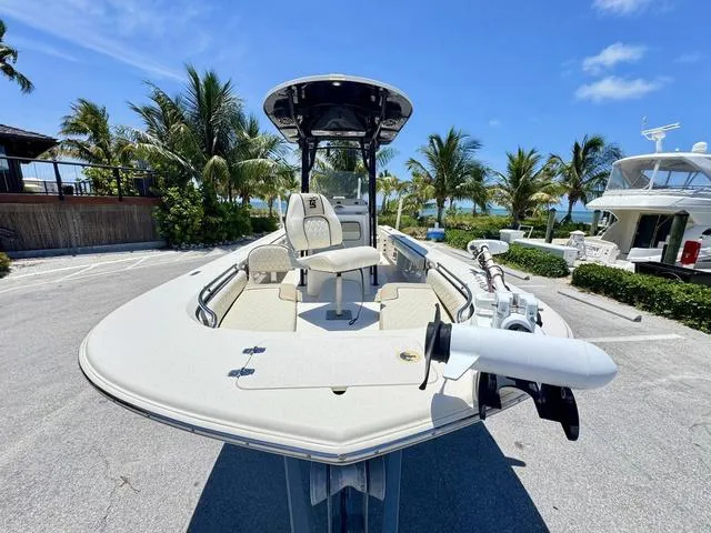 Slide: The Image of Carolina 24 Ultra Elite 2020 - 24