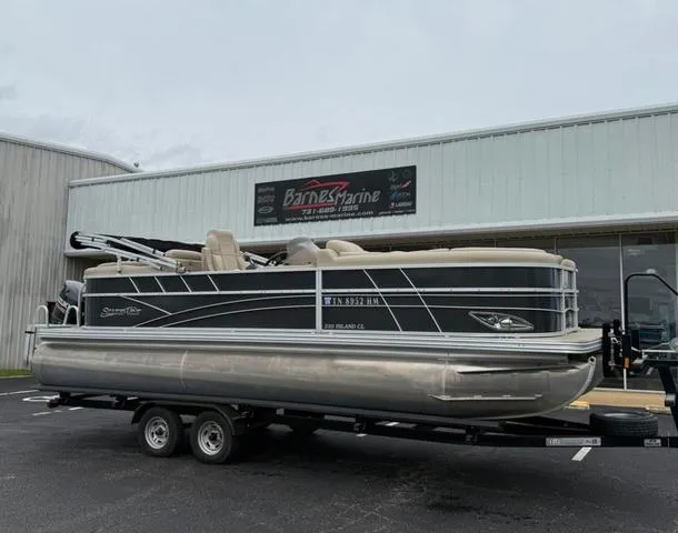 The Image of Silver Wave 230 Island CL 2018 - 1