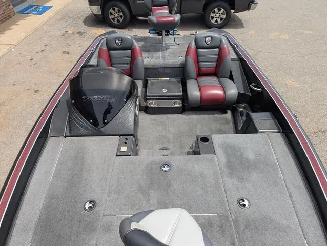 Slide: The Image of Triton TRX-18 SC 2015 - 11