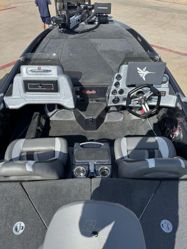 Slide: The Image of Bass Cat Lynx 2019 - 6