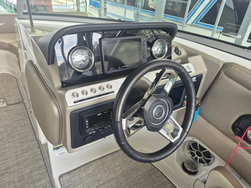 Slide: The Image of Crownline Boats Eclipse E255 2022 - 19