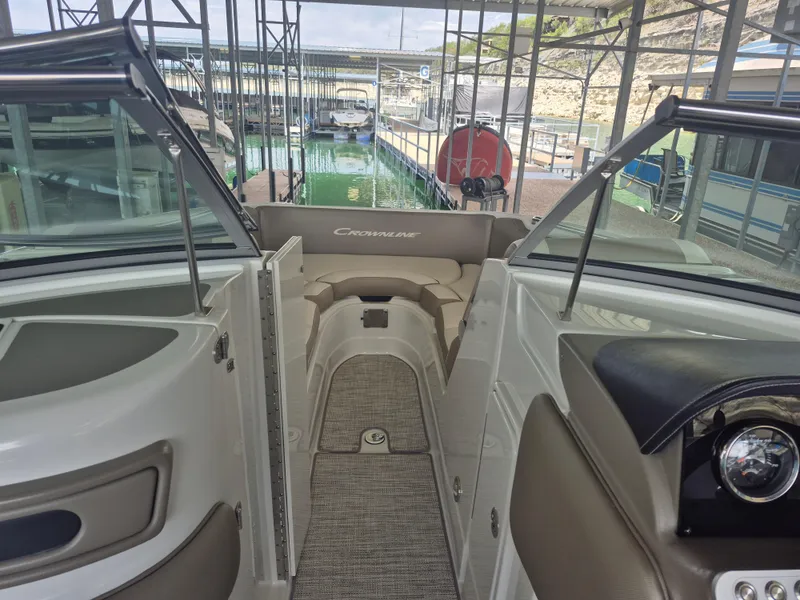 Slide: The Image of Crownline Boats Eclipse E255 2022 - 28