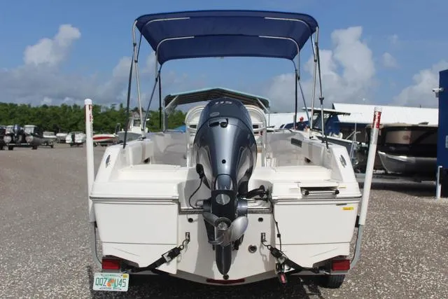 Slide: The Image of Robalo R180 Center Console 2018 - 5