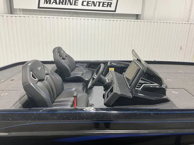 Slide: The Image of Ranger Z520R Cup-Equipped 2022 - 10