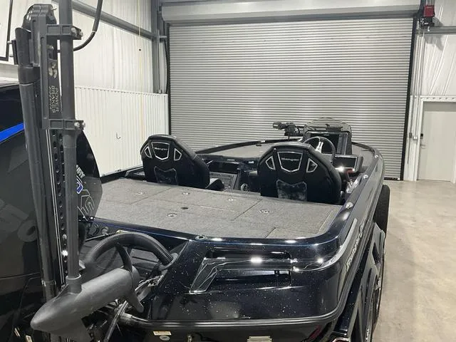 Slide: The Image of Ranger Z520R Cup-Equipped 2022 - 13