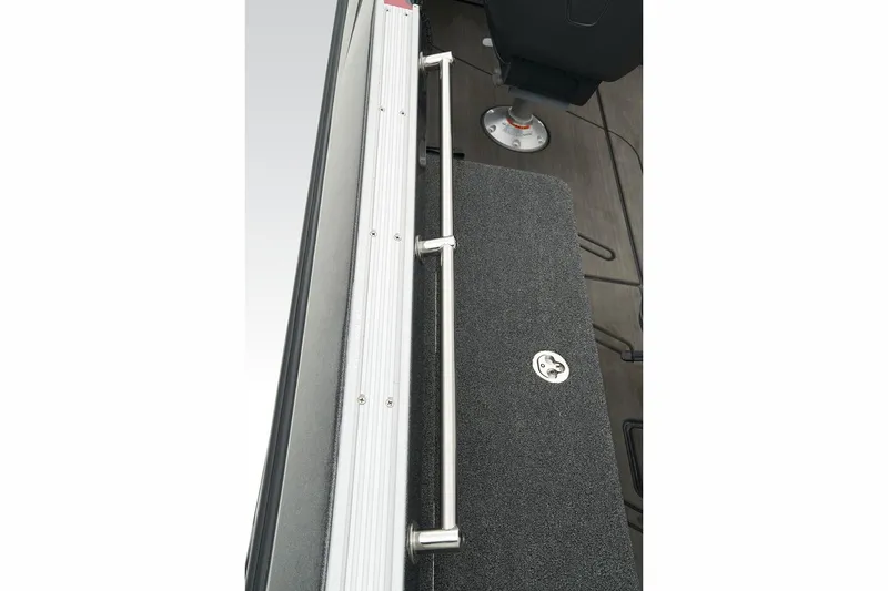 Slide: The Image of Manufacturer Provided Image: Nitro ZV21 - 38