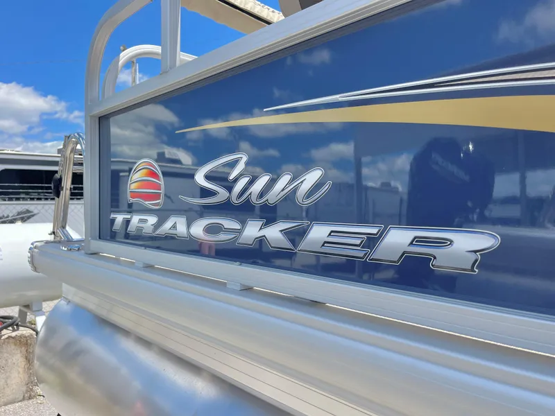 Slide: The Image of Sun Tracker Bass Buggy 16 XL Select 2025 - 78