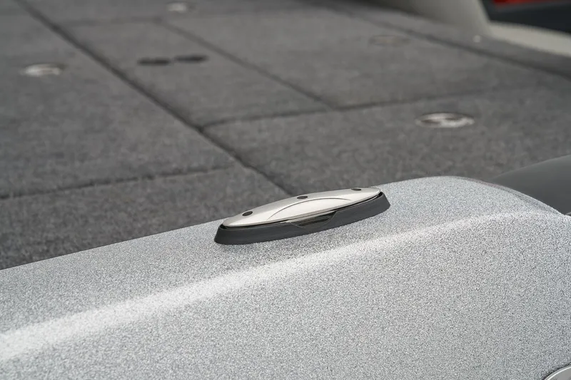 Slide: The Image of Ranger 212LS 2025 - 72