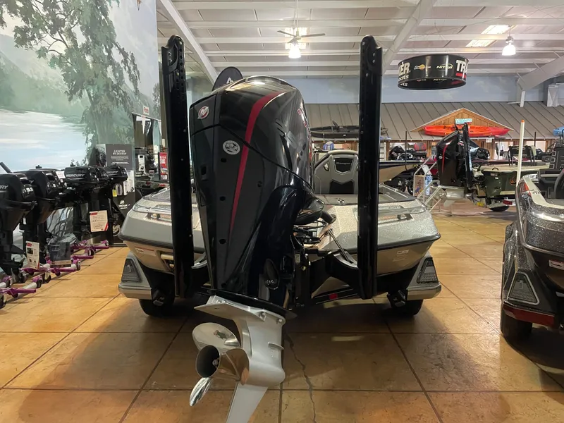 Slide: The Image of 2025 Ranger Z521R Cup-Equipped boat displayed indoors, showcasing powerful engine and sleek design. - 4