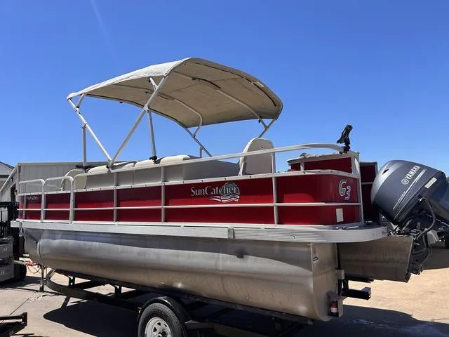 Slide: The Image of 2015 SunCatcher V20 F pontoon boat with canopy and Yamaha motor on trailer. - 6
