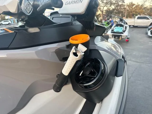 Slide: The Image of Sea-Doo FishPro™ Sport 170 BRP Premium Audio, iDF, iBR 2024 - 9