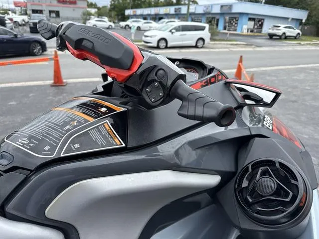 Slide: The Image of 2018 Sea-Doo Waverunner PW RXT-X 300, close-up of handlebars and controls. - 10