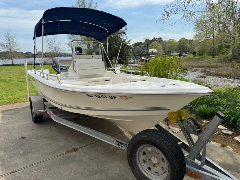 Slide: The Image of Sea Pro SV1900CC Bay Boat 2005 - 2