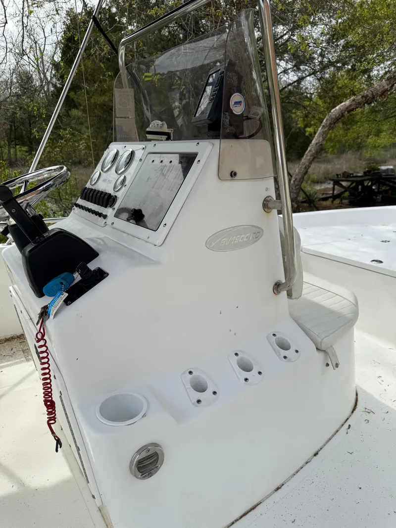 Slide: The Image of Sea Pro SV1900CC Bay Boat 2005 - 9