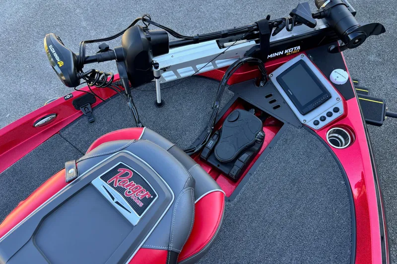 Slide: The Image of 2020 Ranger Z185 boat interior with Minn Kota trolling motor and control panel. - 5
