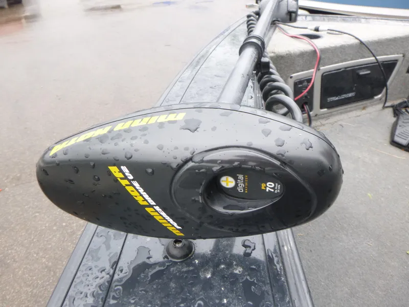 Slide: The Image of Minn Kota trolling motor on 2011 Tracker Targa V-18 WT boat, wet surface. - 10