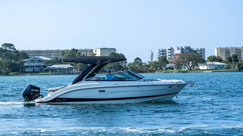 Slide: The Image of Sea Ray SLX 260 Outboard 2026 - 0