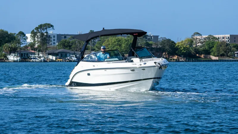 Slide: The Image of Sea Ray SLX 260 Outboard 2026 - 10