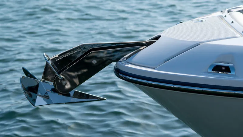 Slide: The Image of Sea Ray SLX 260 Outboard 2026 - 16