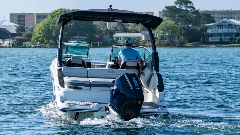 Slide: The Image of Sea Ray SLX 260 Outboard 2026 - 5
