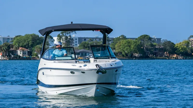 Slide: The Image of Sea Ray SLX 260 Outboard 2026 - 8