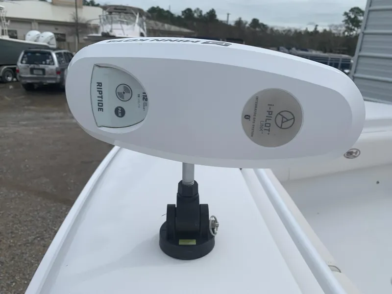 Slide: The Image of Minn Kota Riptide i-Pilot trolling motor on 2020 Sea Hunt Gamefish 27 boat. - 12