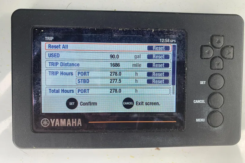 Slide: The Image of Yamaha boat display showing trip data: 90 gallons used, 1686 miles, 278 hours port. - 25