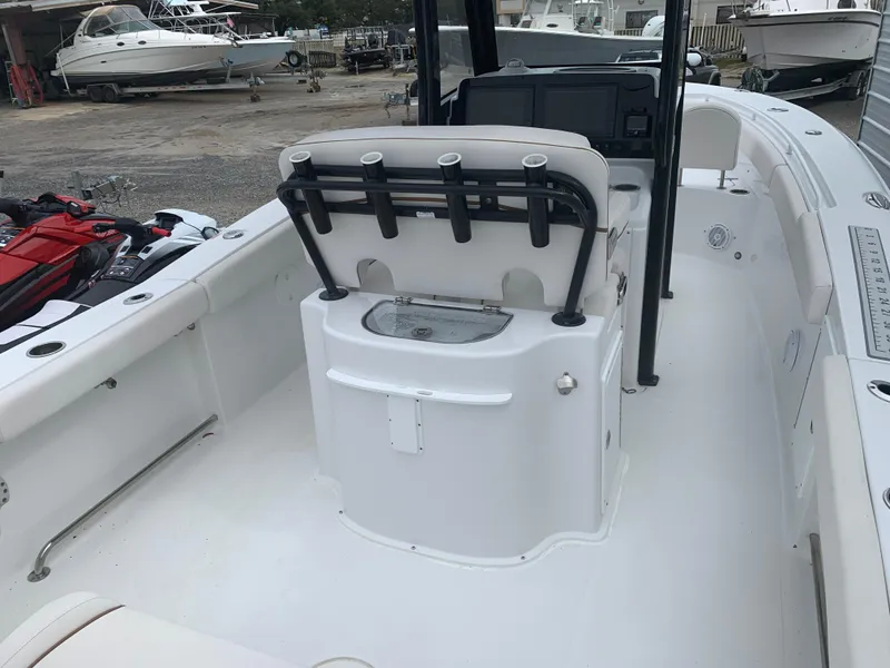 Slide: The Image of 2020 Sea Hunt Gamefish 27 boat with forward seating, featuring a clean, spacious deck layout. - 7