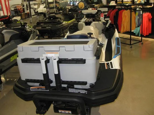 Slide: The Image of BRP FISHPRO SPORT 170 W/SOUND, IDF, WHITE/GULF STREAM 2024 - 3