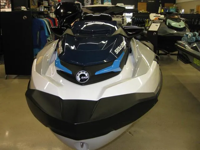 Slide: The Image of BRP FISHPRO SPORT 170 W/SOUND, IDF, WHITE/GULF STREAM 2024 - 4