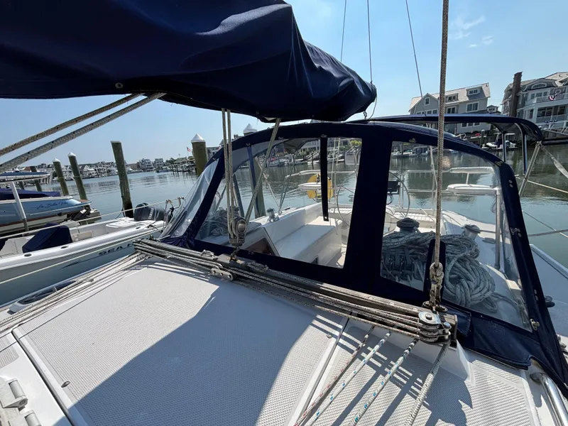 Slide: The Image of Catalina 320 1998 - 51