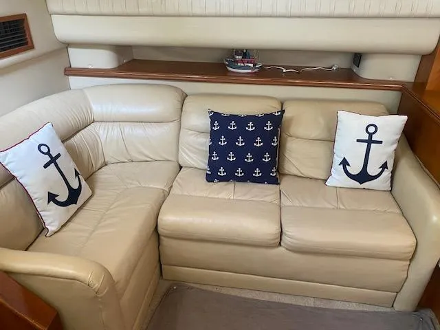 Slide: The Image of Cruisers Yachts 3750 Motoryacht 2003 - 58