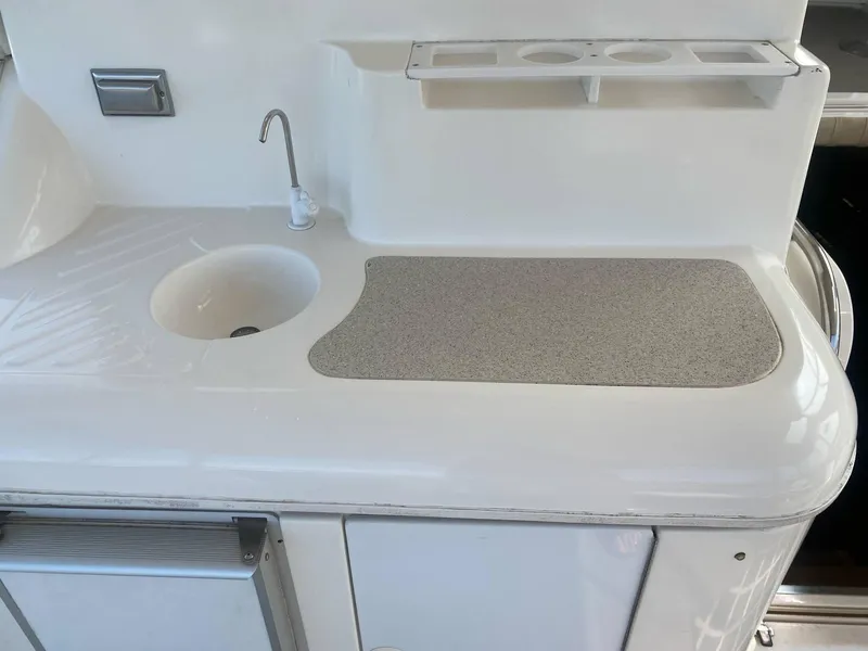 Slide: The Image of Cruisers Yachts 3750 Motoryacht 2003 - 66