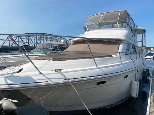 Slide: The Image of Cruisers Yachts 3750 Motoryacht 2003 - 67