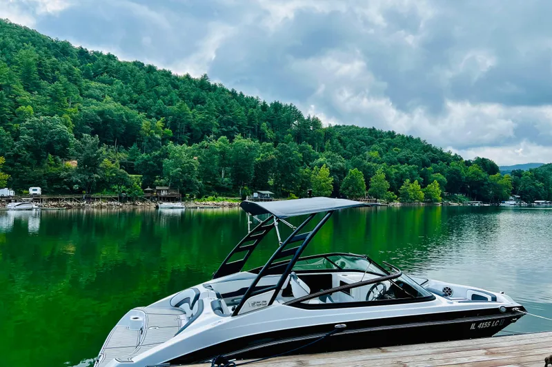 Slide: The Image of Yamaha 195S 2022 - 11