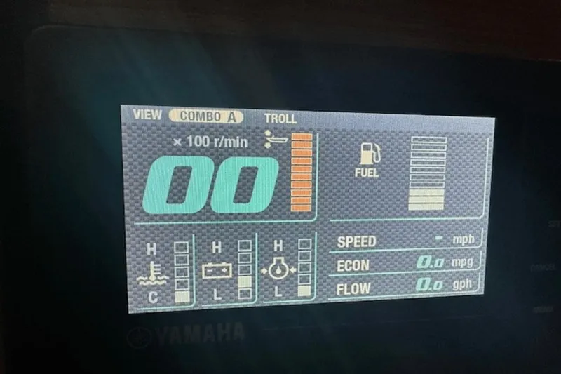 Slide: The Image of Digital display showing engine metrics on a 2019 Ranger R27 LE boat. - 31