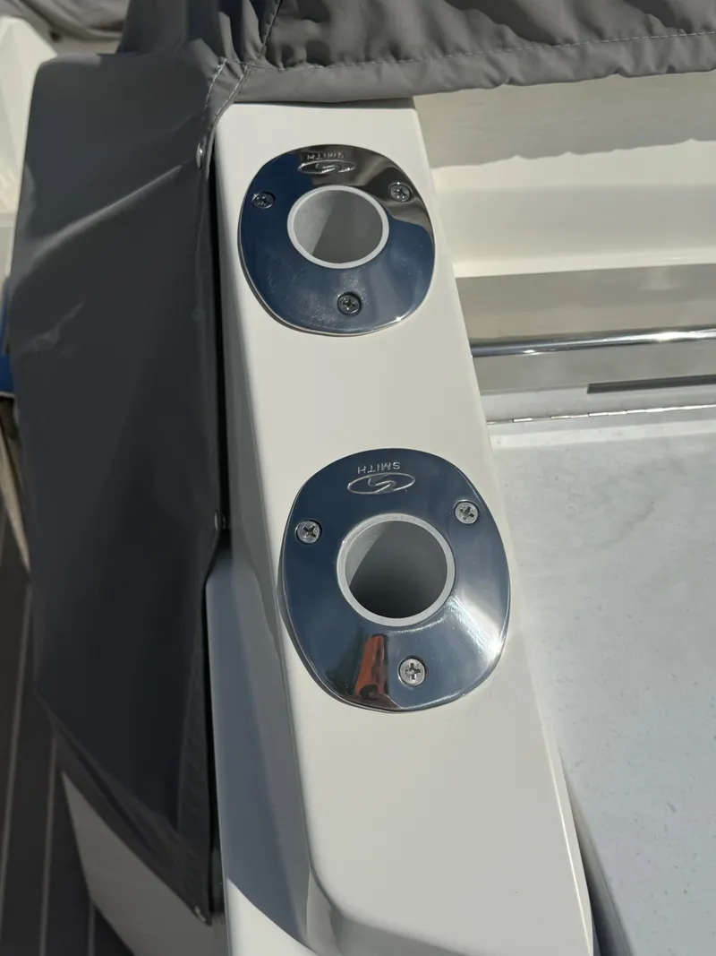 Slide: The Image of Tiara 43 LE 2023 - 29