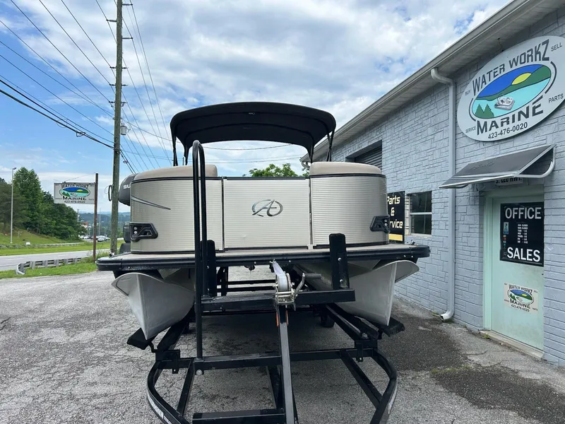 Slide: The Image of 2018 Avalon 2485 LSZ Cruise pontoon boat at Water Workz Marine dealership. - 3