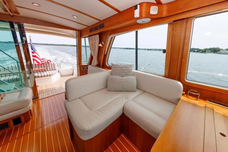 Slide: The Image of Salon - 19