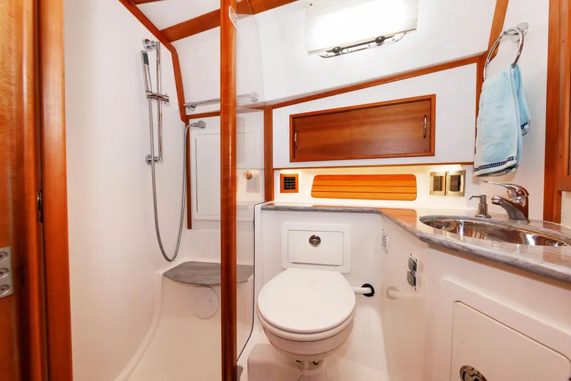 Slide: The Image of Guest Head - 34